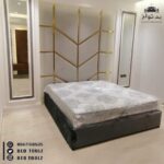 جداريه مع الإستيل الذهبي