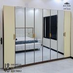 ⁦غرفة نوم فندقية عصرية مميزة⁩ - الصورة ⁦3⁩