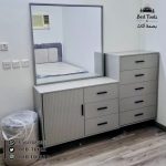 ⁦غرفة نوم رمادية مودرن⁩ - الصورة ⁦4⁩