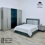 غرفة نوم رمادية مودرن